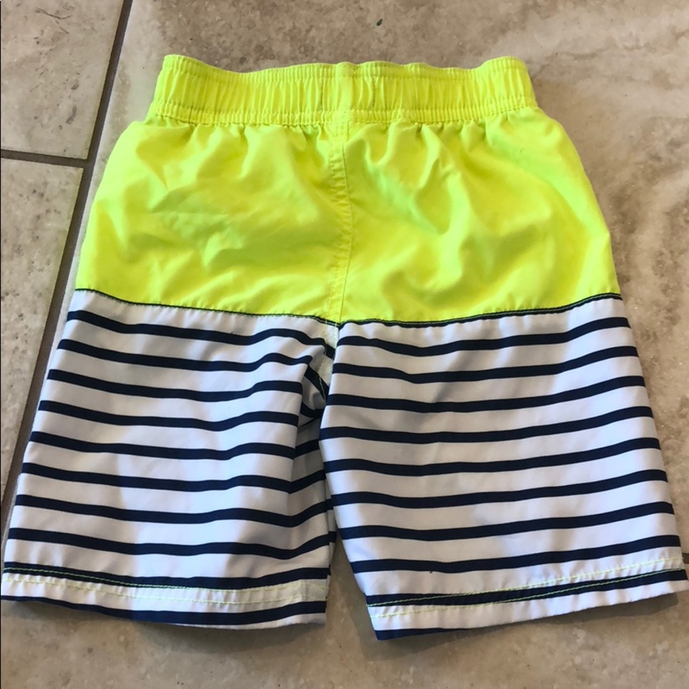 Swim trunks - Picture 2 of 3
